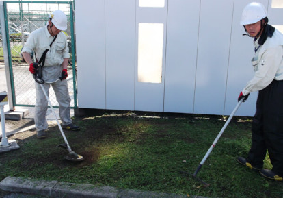 04抑草土を撒くための下処理(除草)5