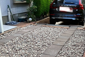 防犯砂利×防草シート