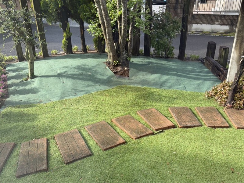 【たむちゃん様】雑草対策事例