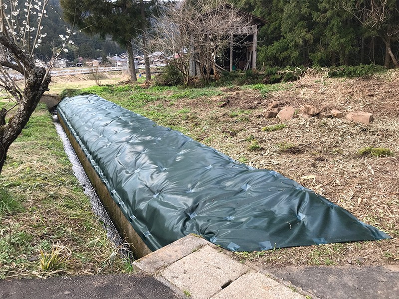 シート重ね部・端部の接着