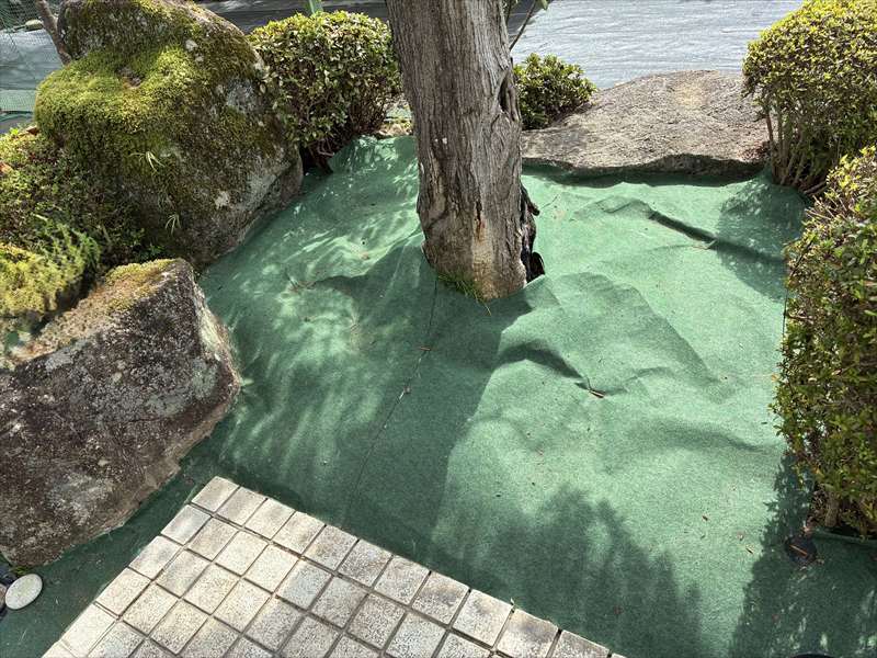 【ユキサブロー様】お庭の雑草対策